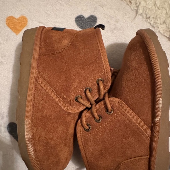 Nautica Tan toddler Booties with Soft Lining - Picture 2 of 3
